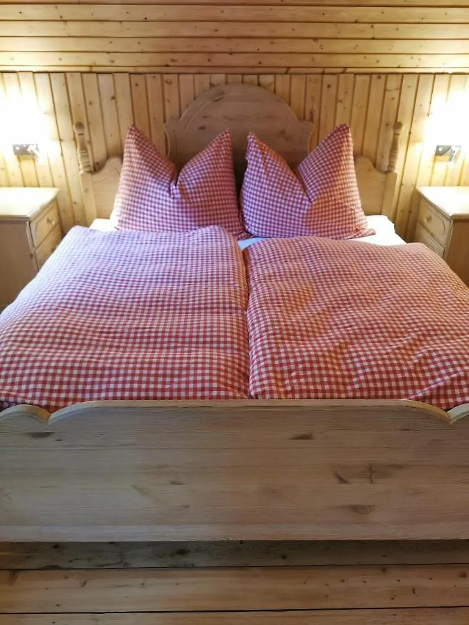 Waldgluck Lodge Hirschbach  Germany